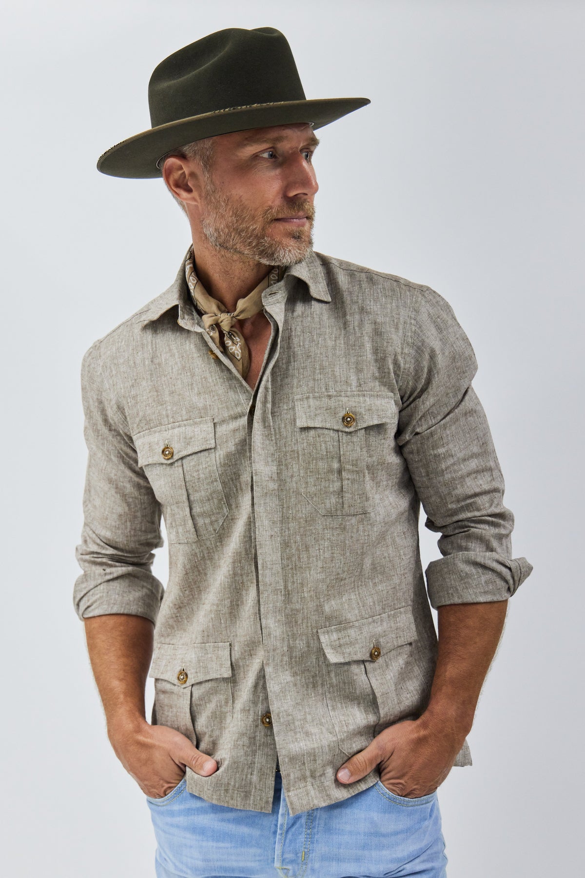 Work Shirt in Light Brown Linen