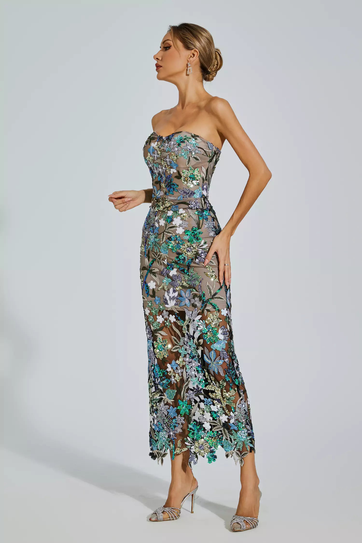 Figure-Hug Blue Embroidery Maxi