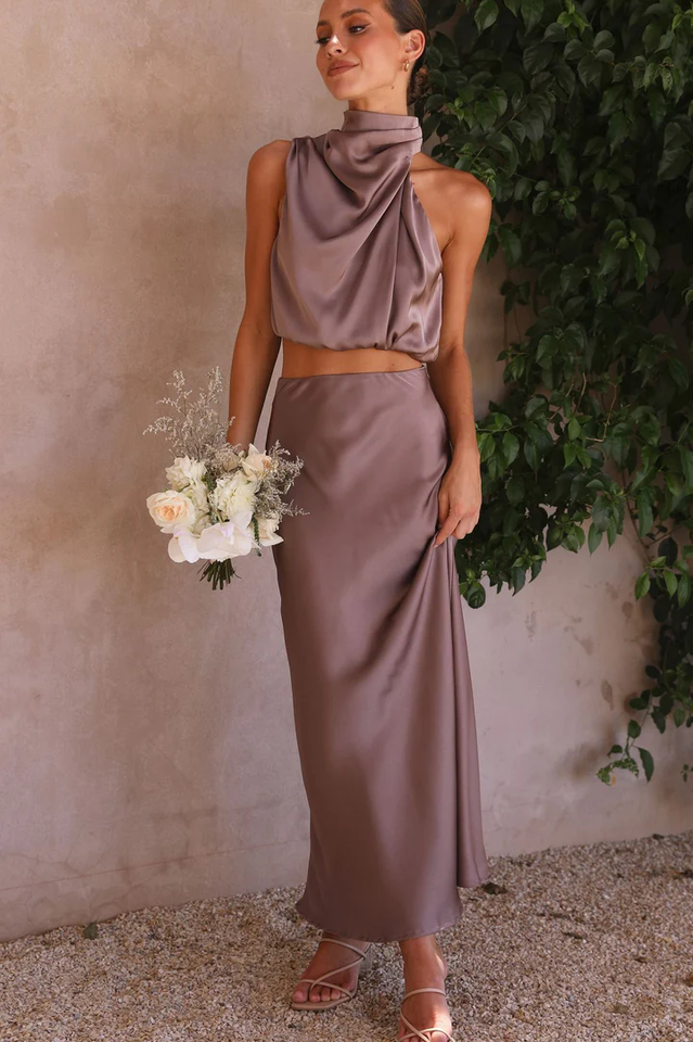 High-Waist Elastic Maxi Skirt