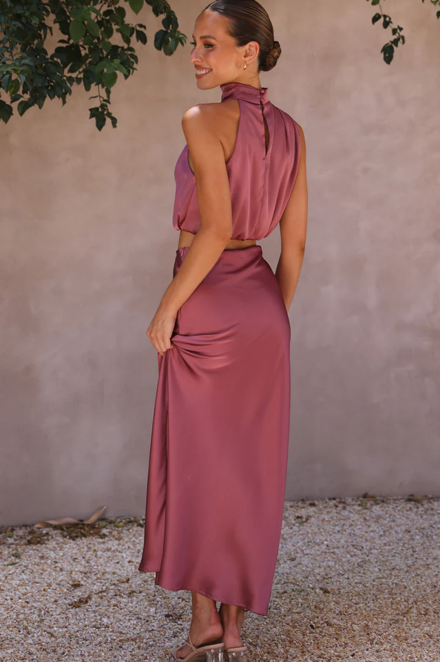 High-Waist Elastic Maxi Skirt
