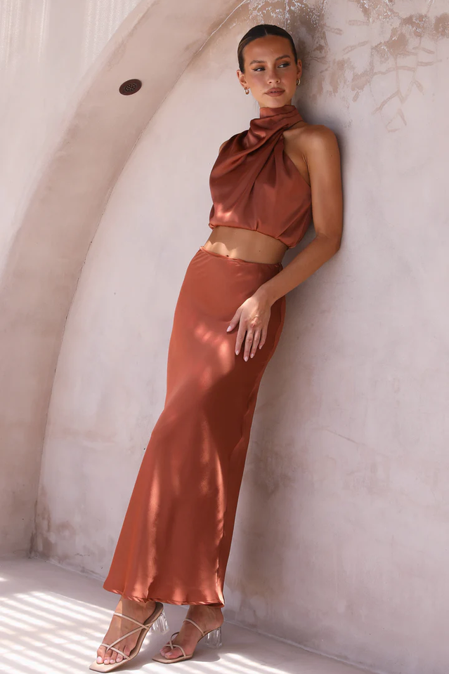 High-Waist Elastic Maxi Skirt