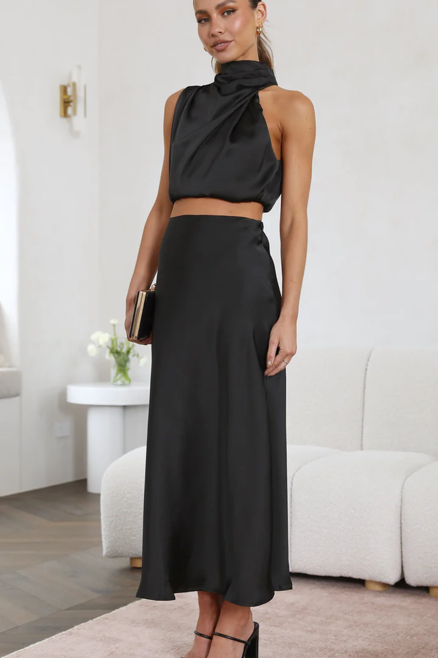 High-Waist Elastic Maxi Skirt