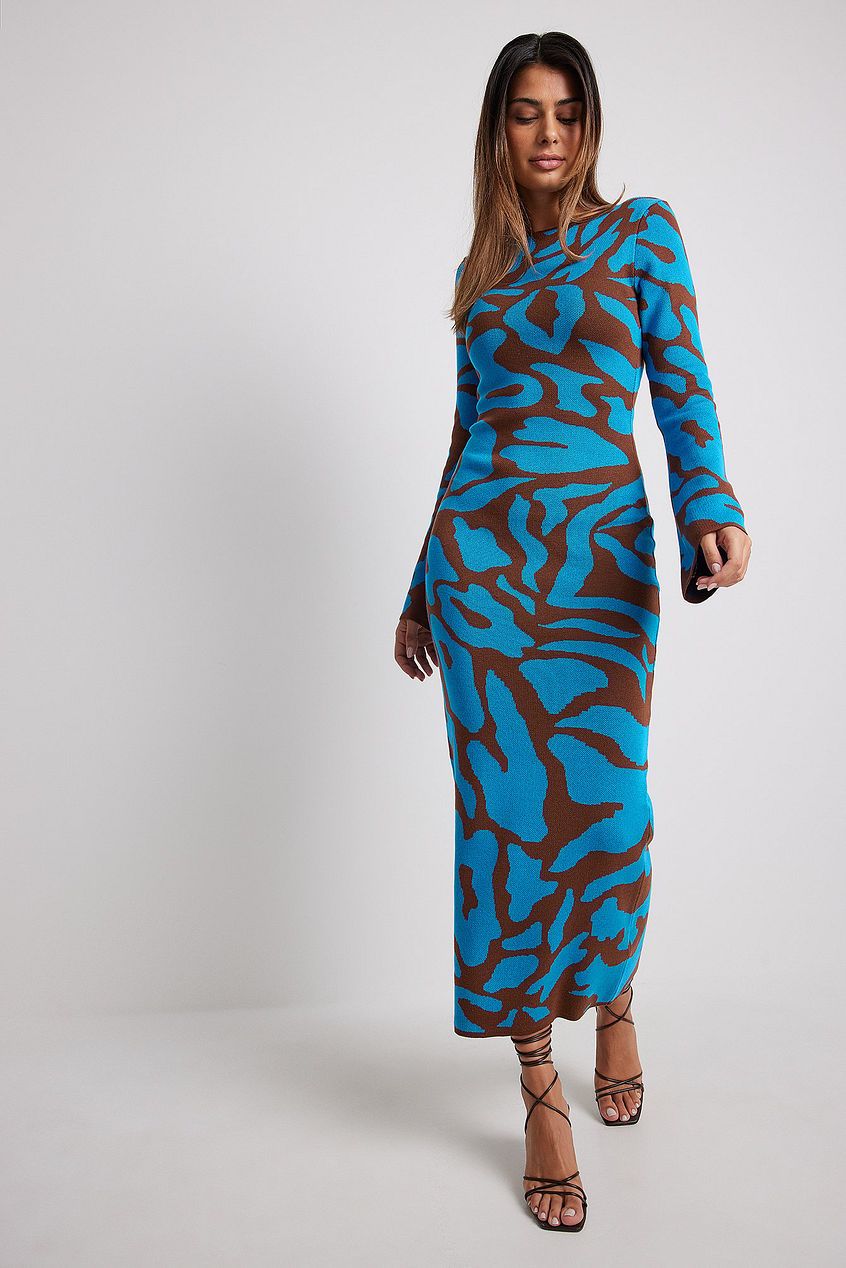 Round Collar Flare Sleeve Ankle Dress