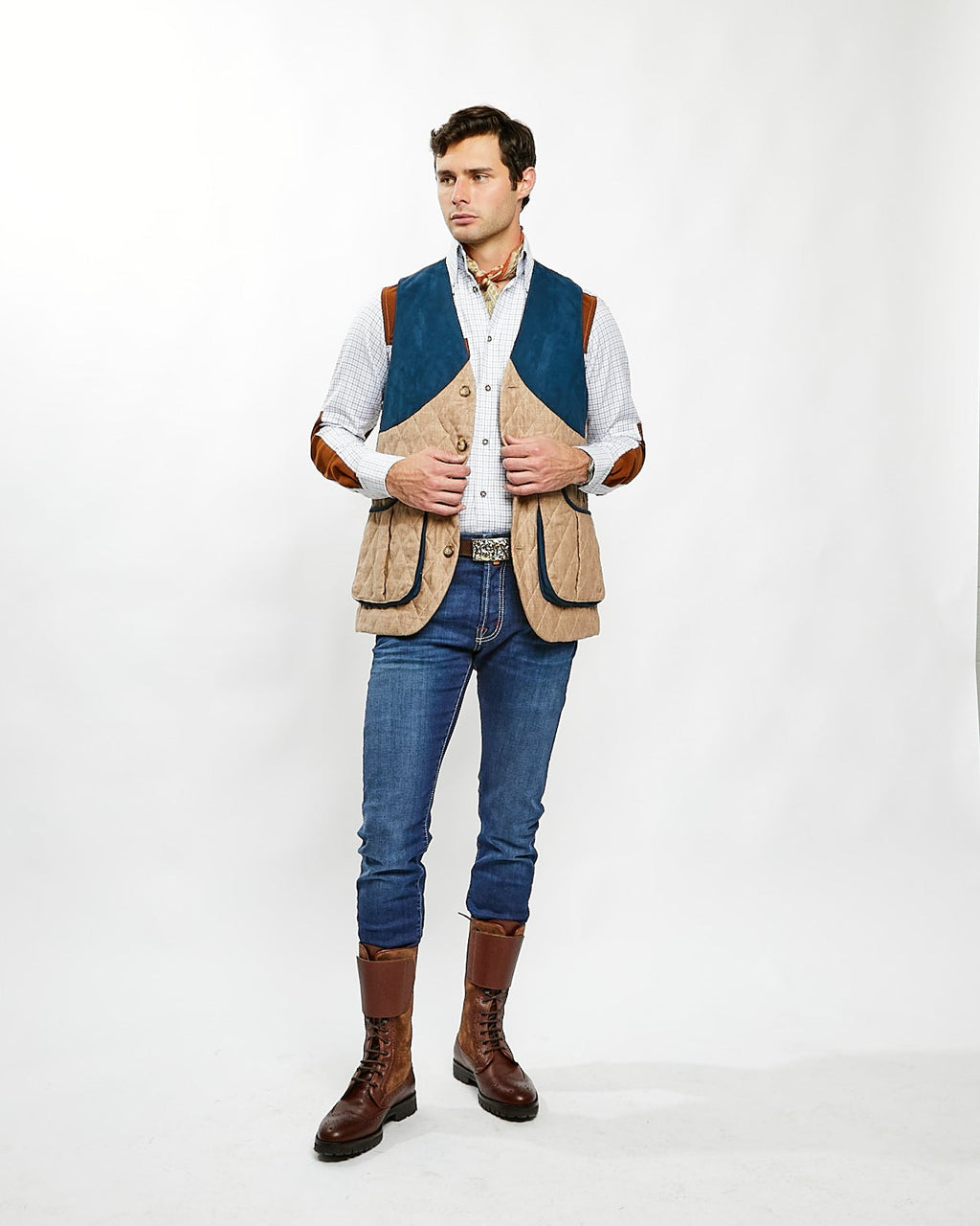 Field Vest in Tan Quilted Linen