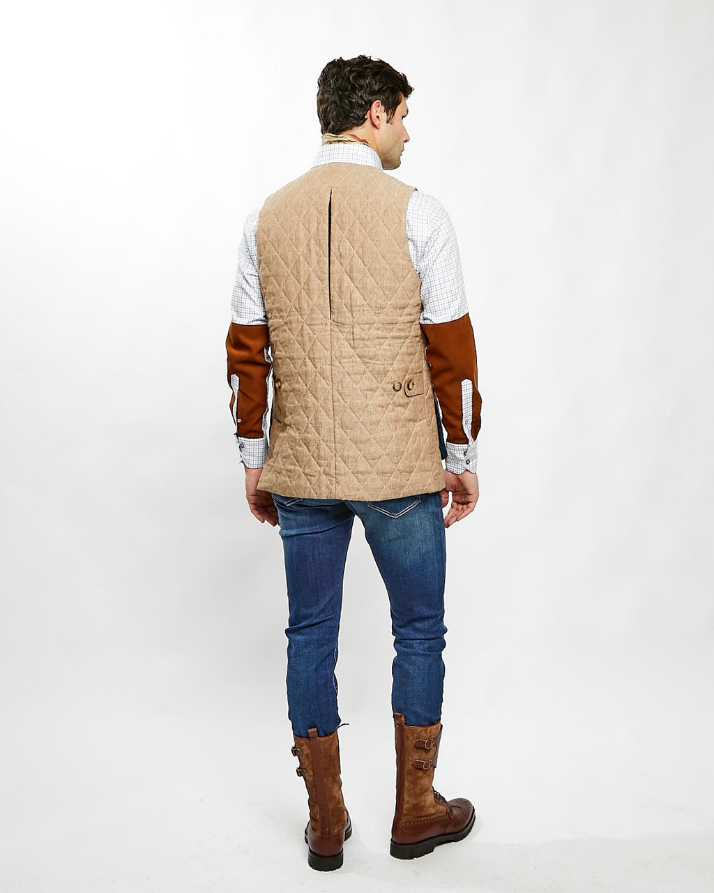 Field Vest in Tan Quilted Linen