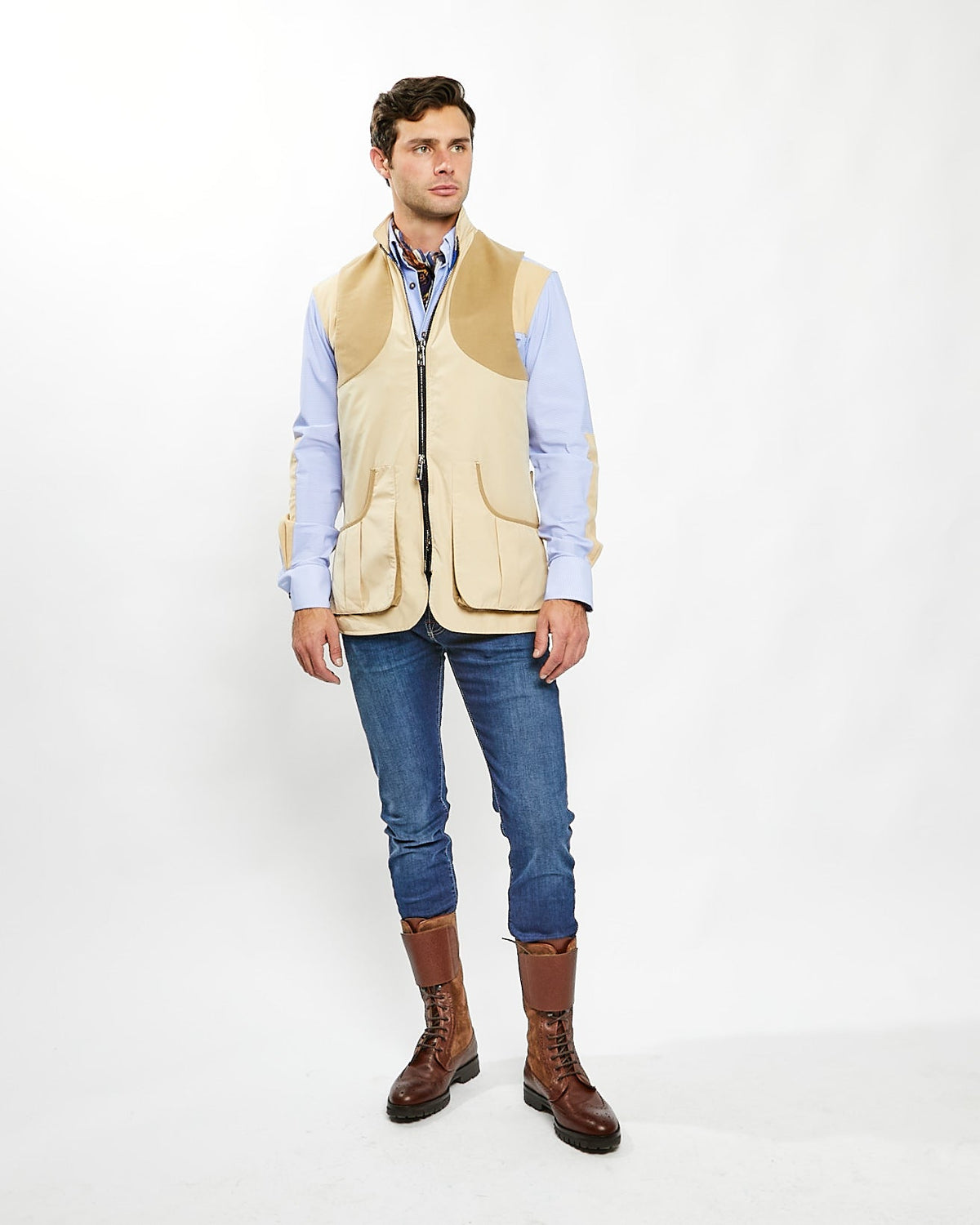 Field Vest in Tan Nylon